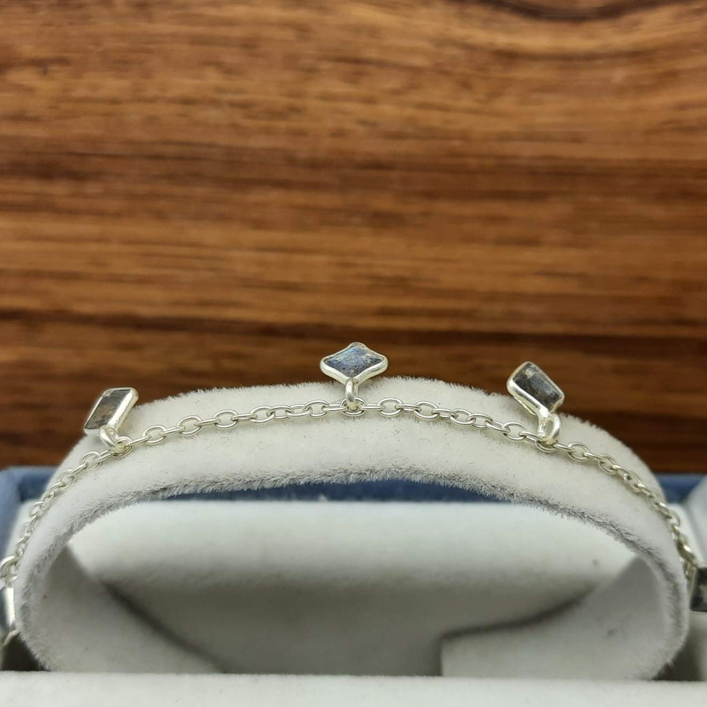 Elegant Artisan Silver AAA Labradorite Square Shape Bracelet Jewelry