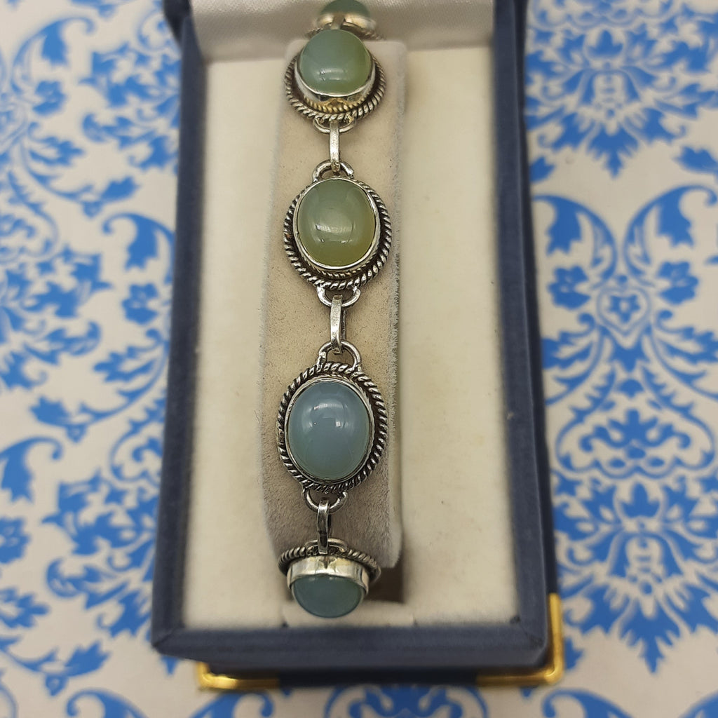 Oval Shape Chalcedony Gemstone Handmade Sterling Silver 925 Chain Bracelet