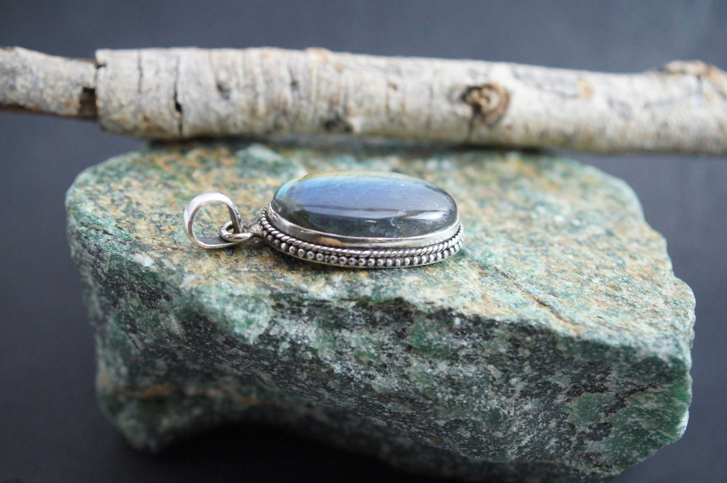 Oval Blue Flash Labradorite 925 Silver Pendant Boho Jewelry