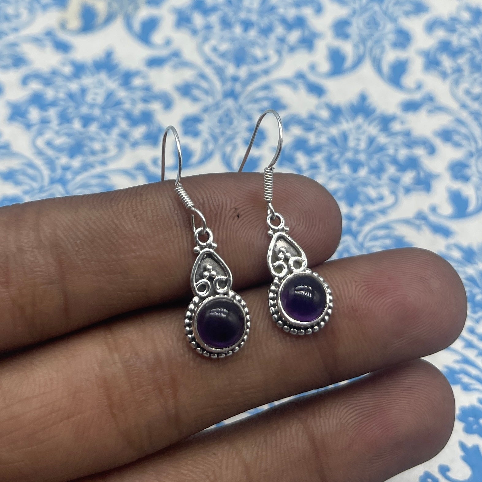 925 Sterling Silver Black Onyx Earrings – Elegant Round Gemstone Jewelry