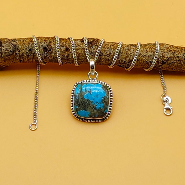 Mohave Turquoise 925 Silver Handmade Pendant Wholesale