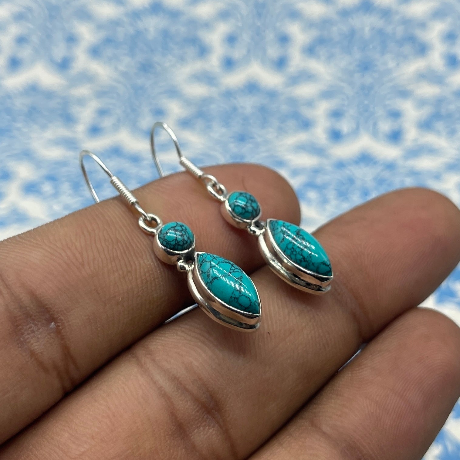 Turquoise Silver Dangle Earrings – Elegant Minimalist Design