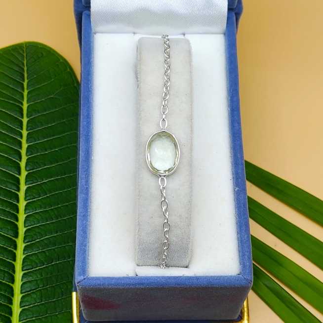 Minimal Fine Single Stone  Crystal Oval Shape Bracelet