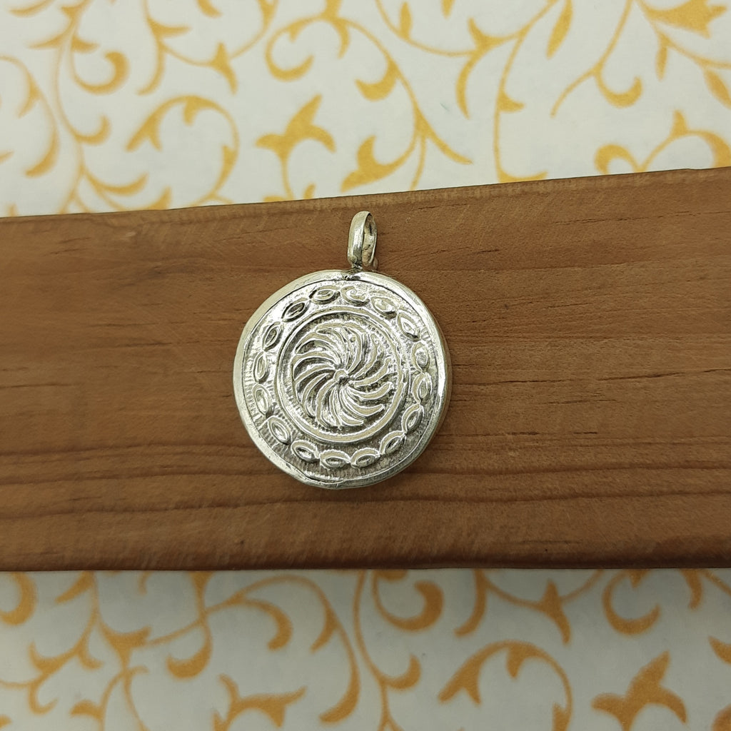 Lord Krishna Hand-Painted Pendant in 925 Sterling Silver – Divine Flute Art Jewelry