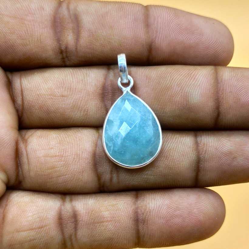 Natural Aquamarine Gemstone 925 Silver Pendant Fine Jewelry