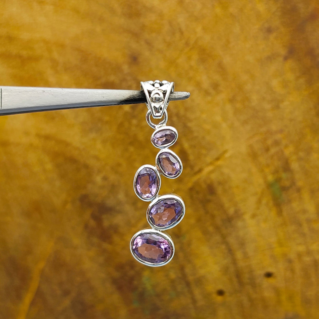 Amethyst Oval 925 Silver Dainty Pendant Wholesale