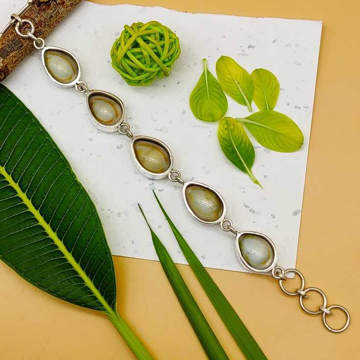 Drop Shape Cowrie Shell 925 Silver Bracelet