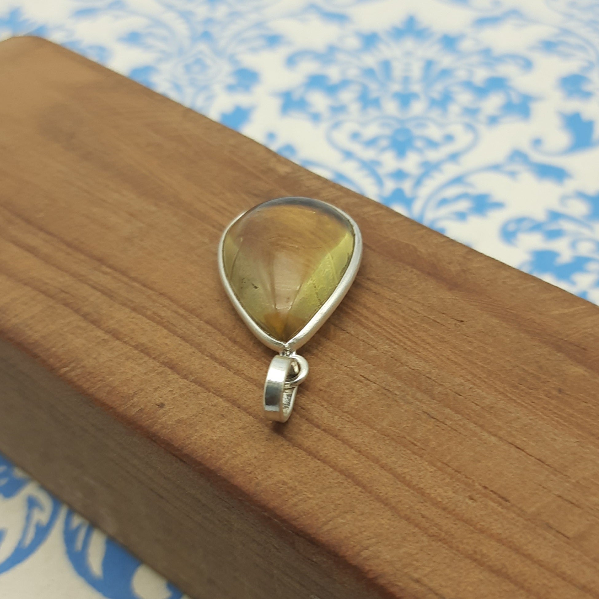 Citrine 925 Silver Dainty Pendant Handmade Wholesale