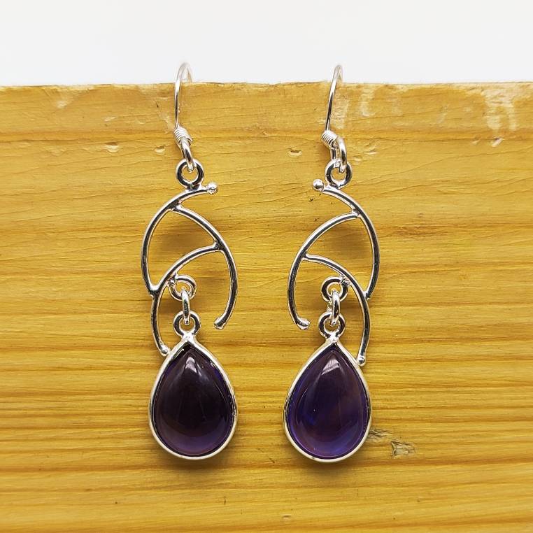 Minimal Drop Amethyst Earrings – Everyday Sterling Silver Jewelry