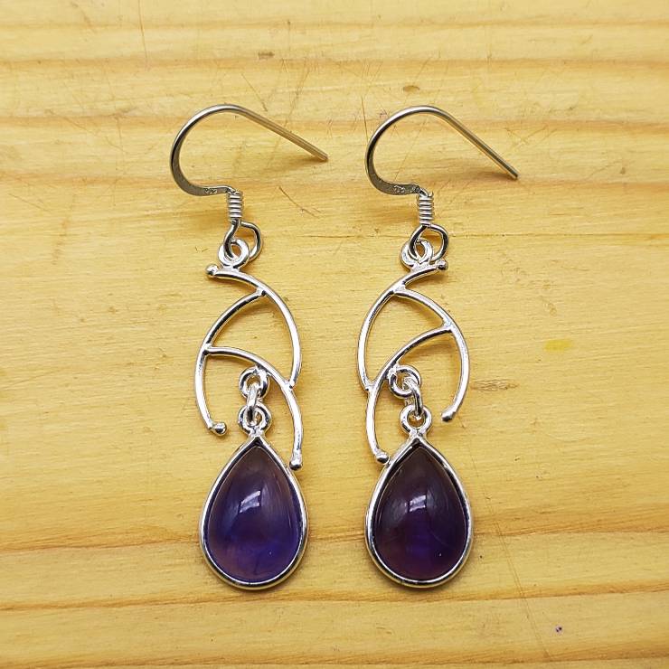 Minimal Drop Amethyst Earrings – Everyday Sterling Silver Jewelry