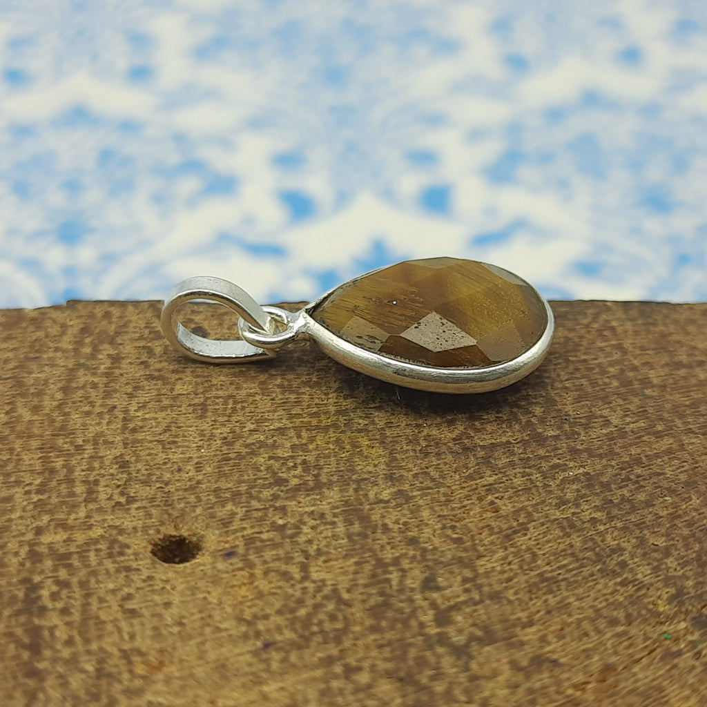 Tiger Eye Checker Cut 925 Silver Bezel Necklace