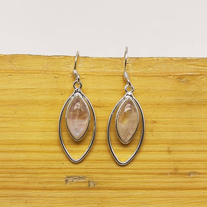 Elegant Handmade 925 Silver Moonstone Earring