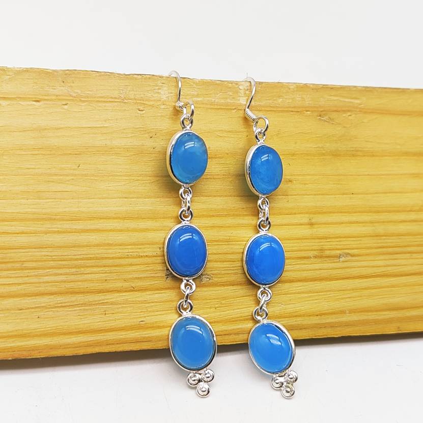 Elegant Chalceydony Silver Earring – Minimal Boho Design
