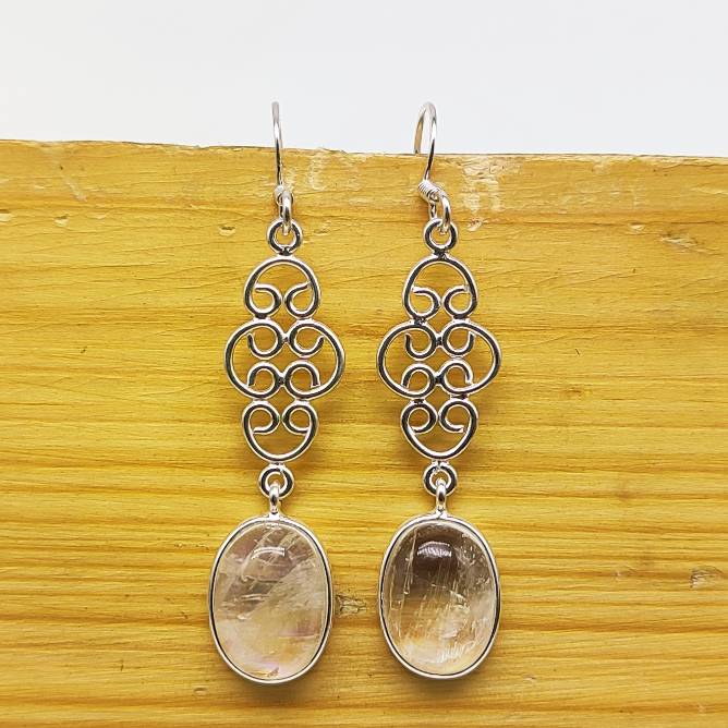 Handmade Moonstone Dangle Earring – Elegant Silver Filigree Design