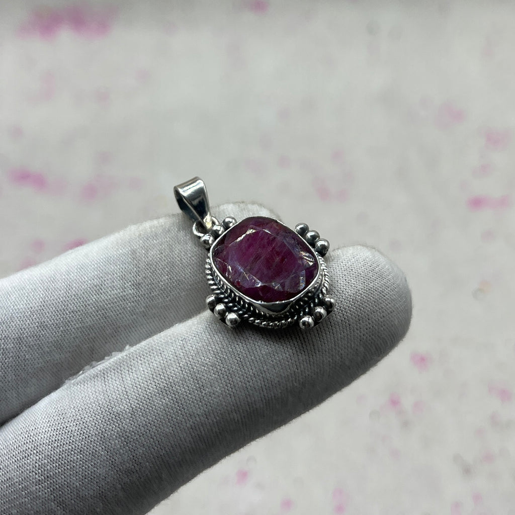 Dyed Ruby 925 Sterling Silver Pendant – Designer Silver Jewelry