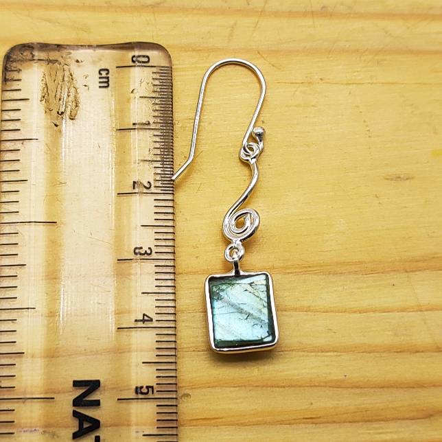 Boho Labradorite Silver Earrings – Elegant Everyday Wear