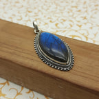 925 Sterling Silver Labradorite Pendant – Natural Gemstone Nepali Handmade Boho Jewelry