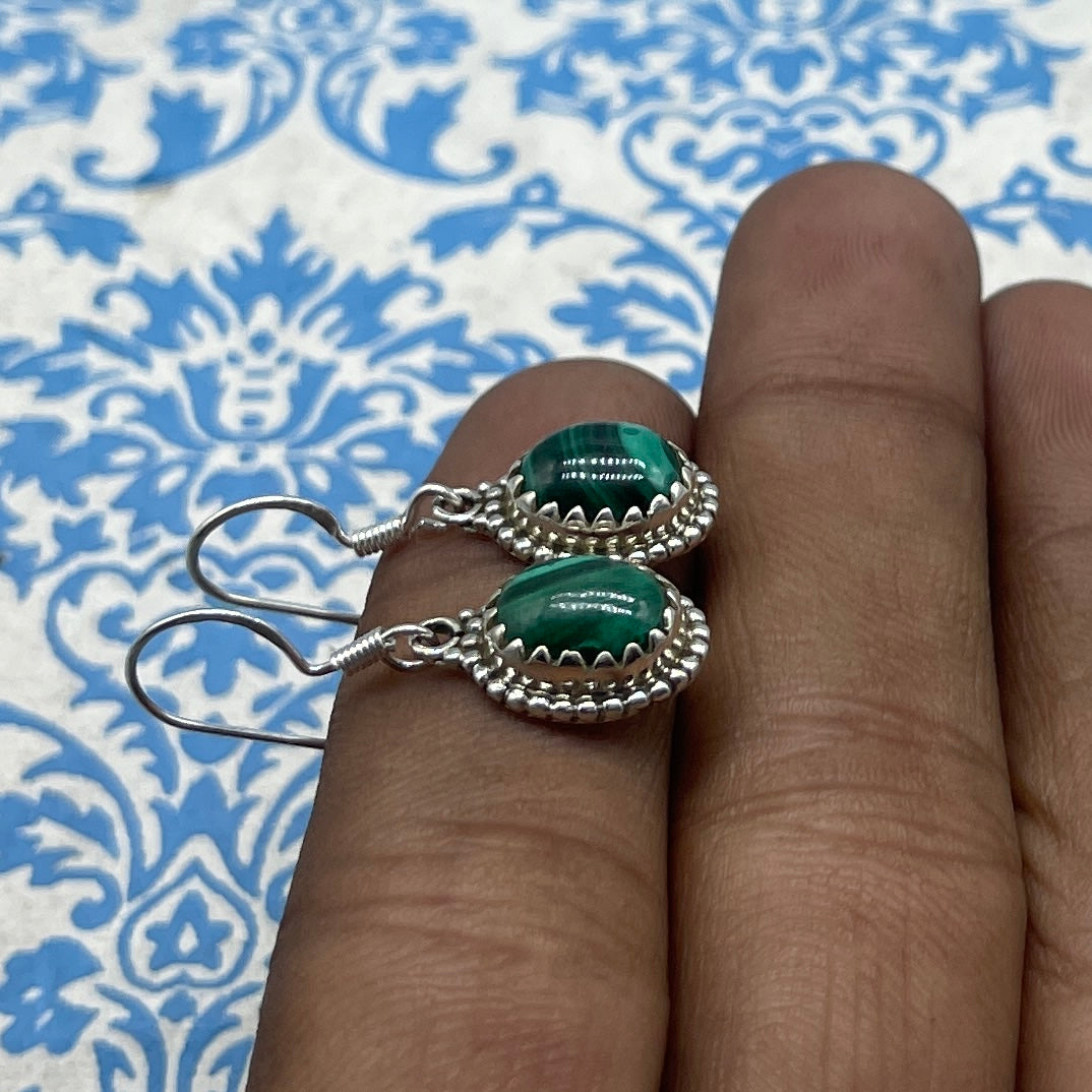 925 Sterling Silver Malachite Earrings – Elegant Oval Gemstone Design