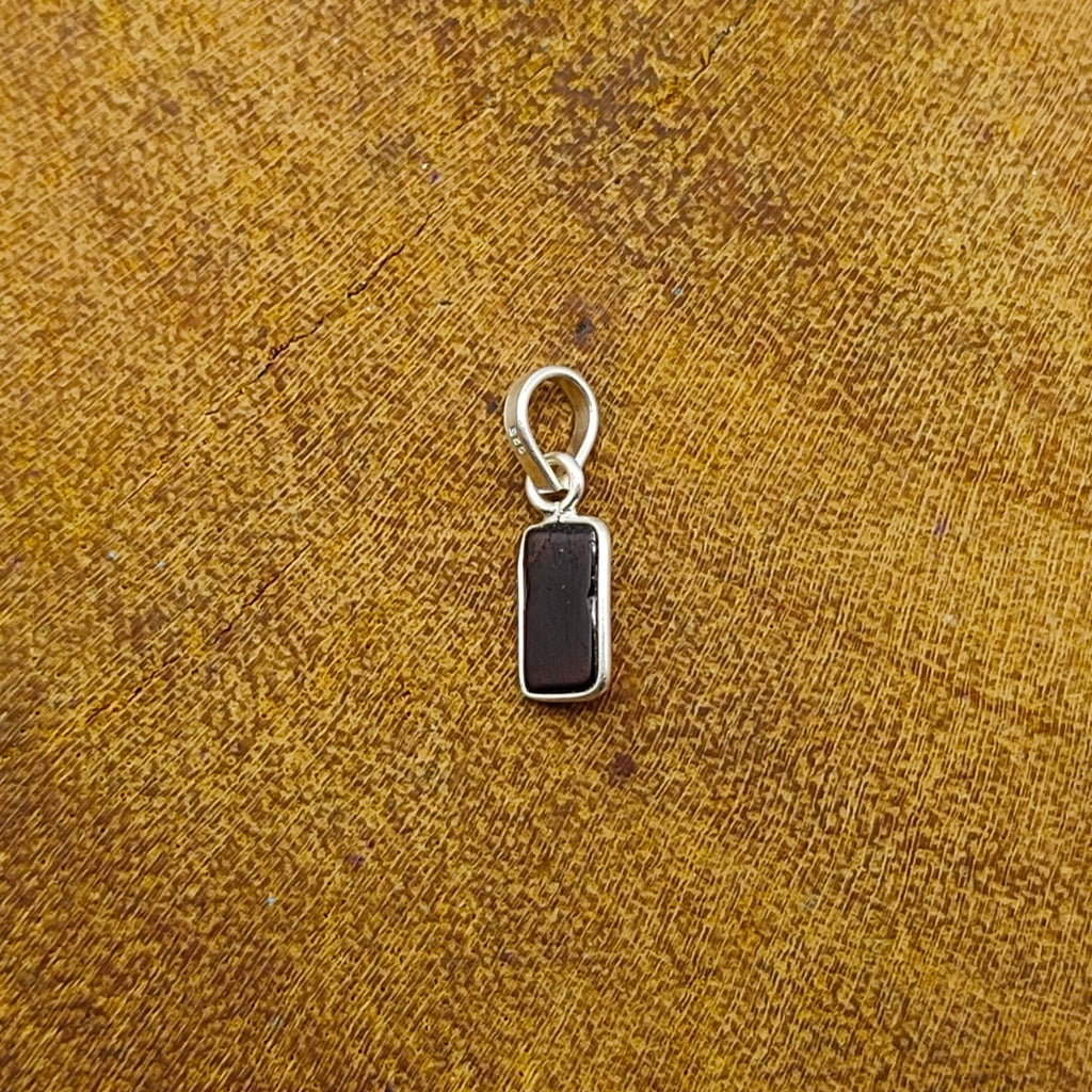 Garnet Rectangle 925 Silver Bezel Dainty Pendant