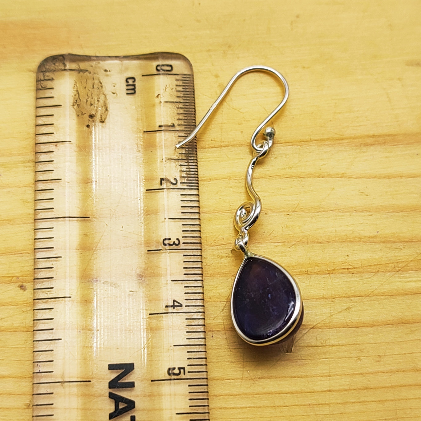 925 Sterling Silver Amethyst Drop Earrings – Minimal Gemstone Dangle