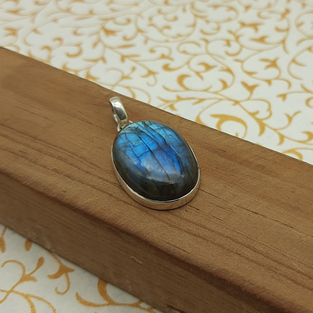 925 Sterling Silver Labradorite Pendant – Natural Gemstone Handmade Boho Statement Jewelry