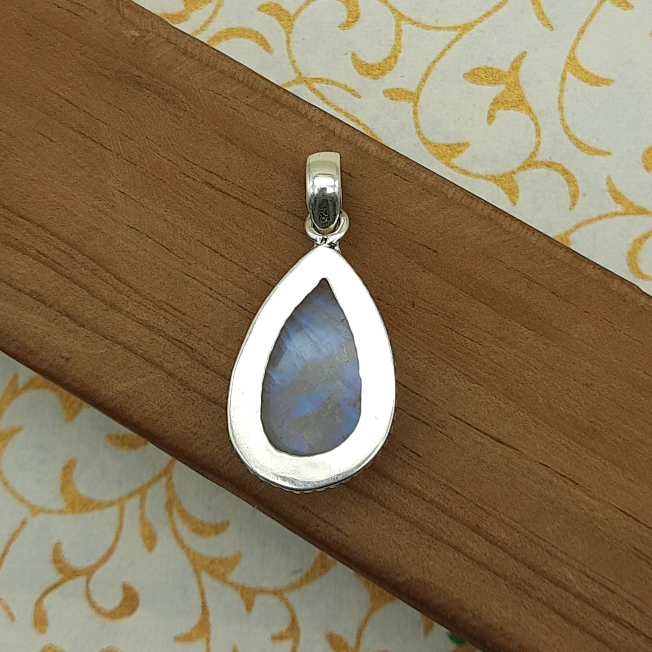 925 Sterling Silver Rainbow Moonstone Pendant – Natural Gemstone Nepali Boho Jewelry