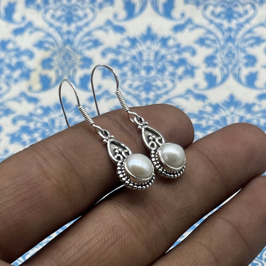 925 Silver Pearl Gemstone Earring - Natural Round Gemstone
