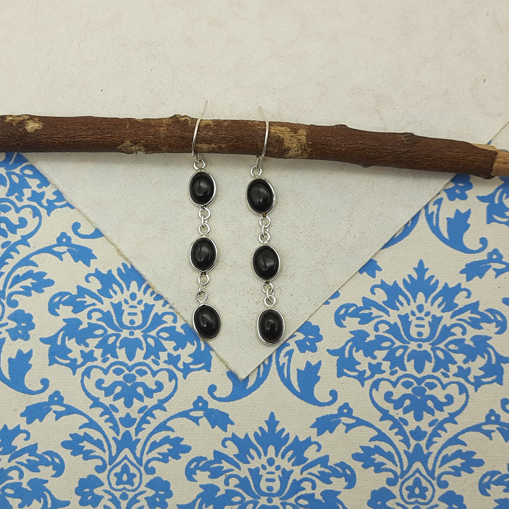 Fine Black Onyx Gemstone Earrings – Minimal Luxury Jewelry