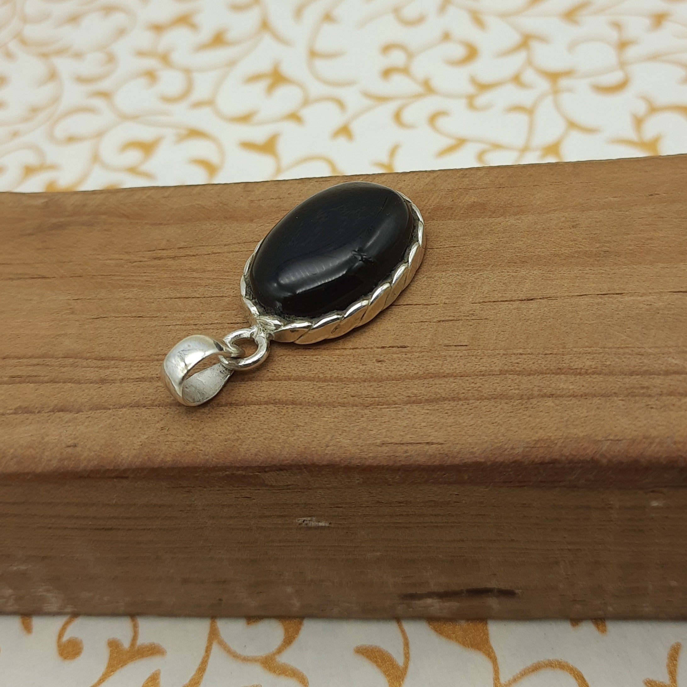 925 Sterling Silver Black Onyx Pendant – Natural Gemstone Nepali Handmade Bohemian Jewelry