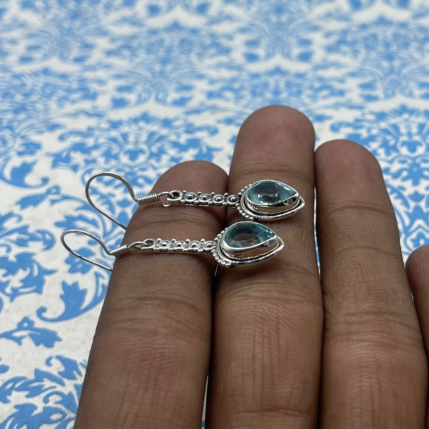 925 Sterling Silver Blue Topaz Drop Shape Earring
