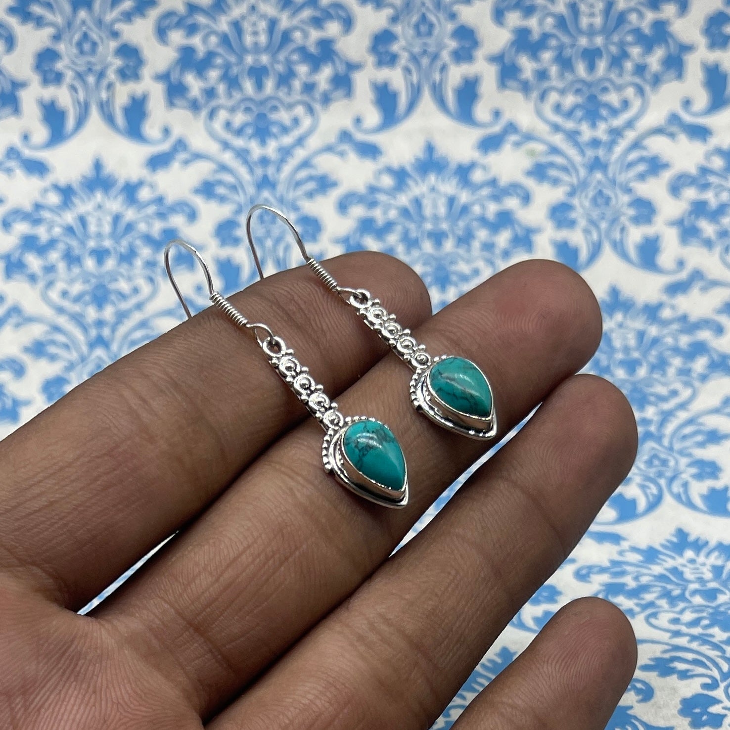 Turquoise Drop Shape Silver Dangle Earrings – Elegant Minimalist Design