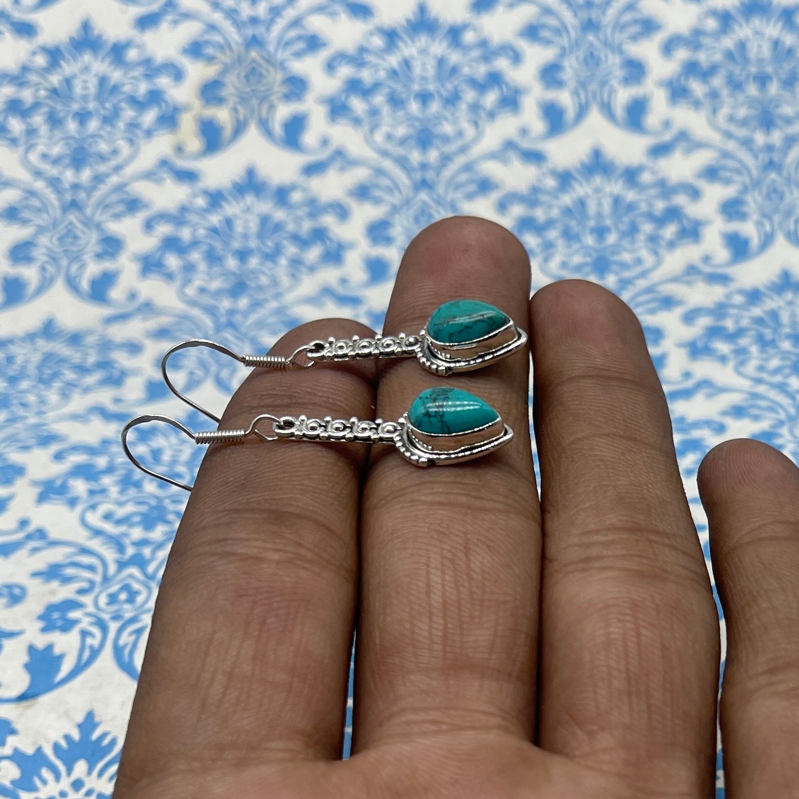 Turquoise Drop Shape Silver Dangle Earrings – Elegant Minimalist Design