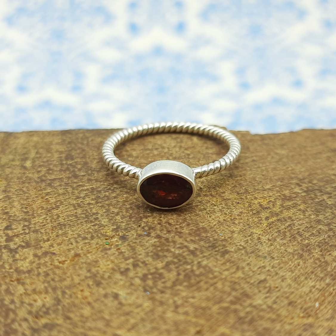 925 Sterling Silver Handmade Garnet Gemstone Designer Band Ring