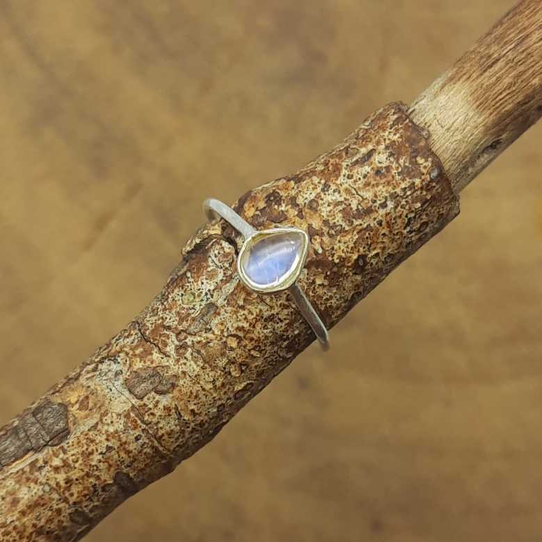 Rainbow Moonstone Bezel Thin Band 925 Sterling Silver Ring