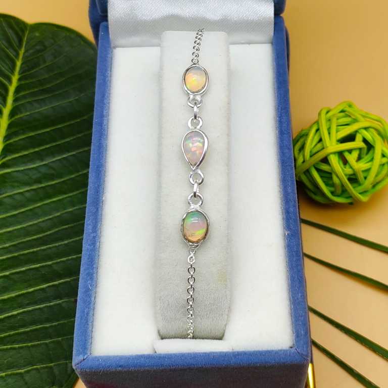 Elegant Opal Gmestone 925 Sterling Silver Handmade Bracelet