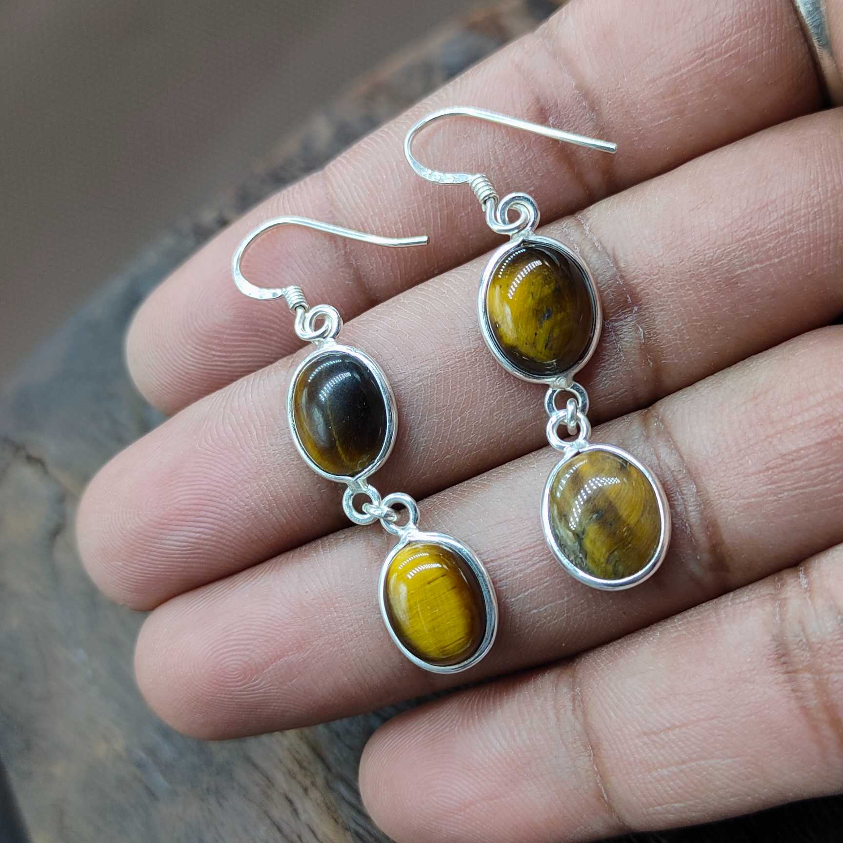 Tiger Eye Dangle Earring in 925 Silver