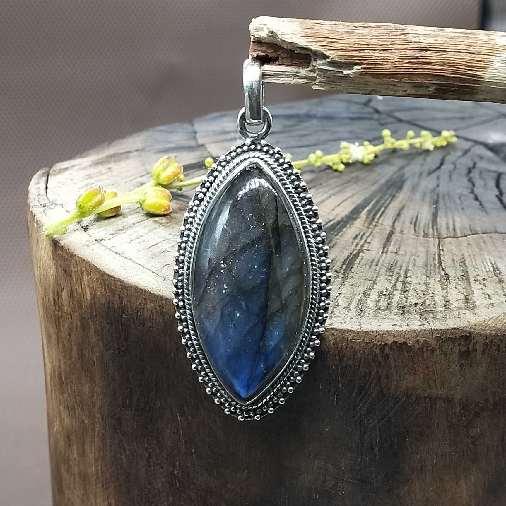 Marquise Blue Flash Labradorite 925 Silver Designer Pendant