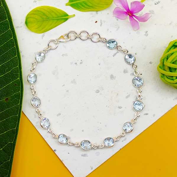 Elegant Artisan Silver Aquamarine Round Shape Bracelet Jewelry