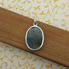 Labradorite Pendant in 925 Sterling Silver – Natural Flashy Gemstone Handmade Artisan Jewelry