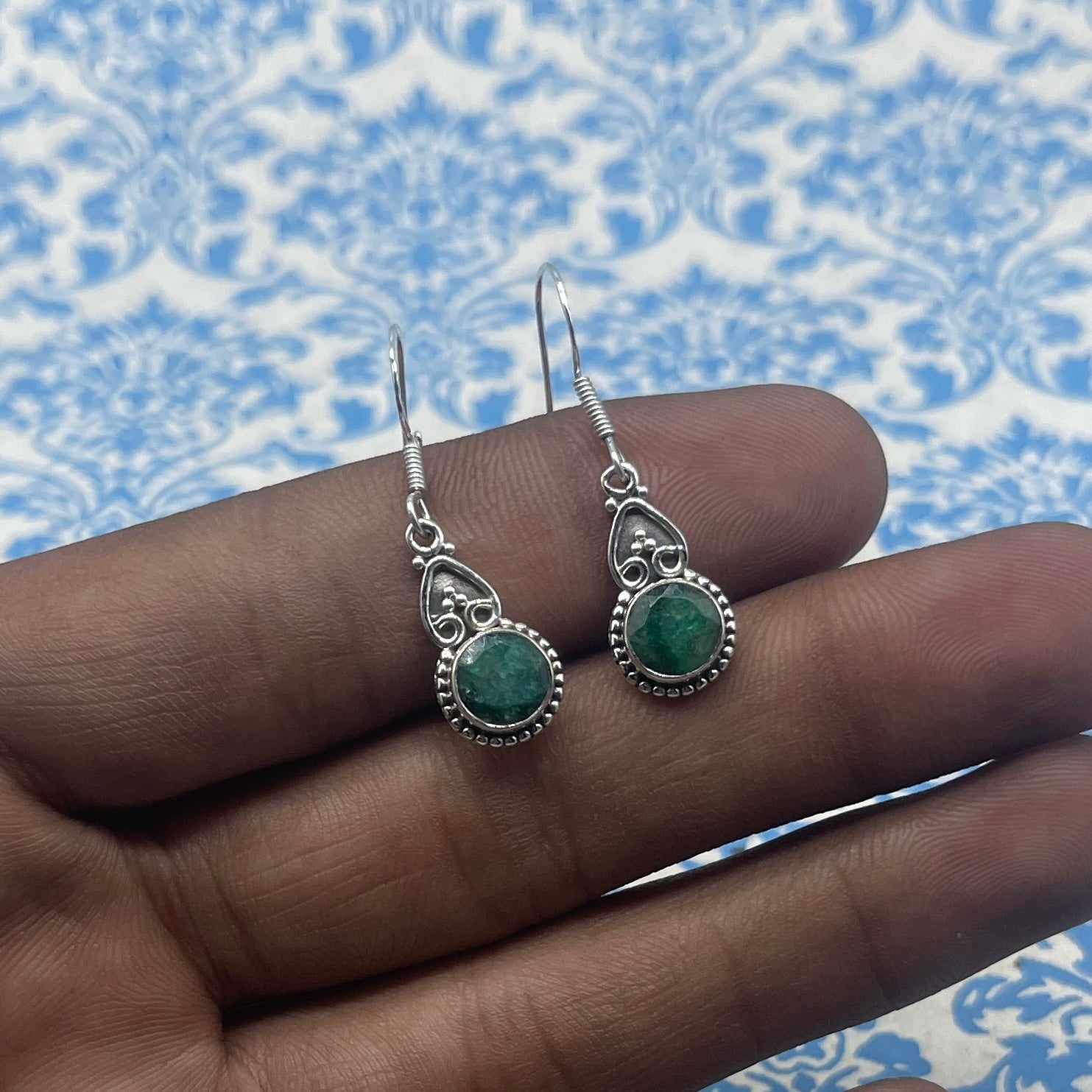 Emerald Silver Earrings – Rich Green Statement Earring