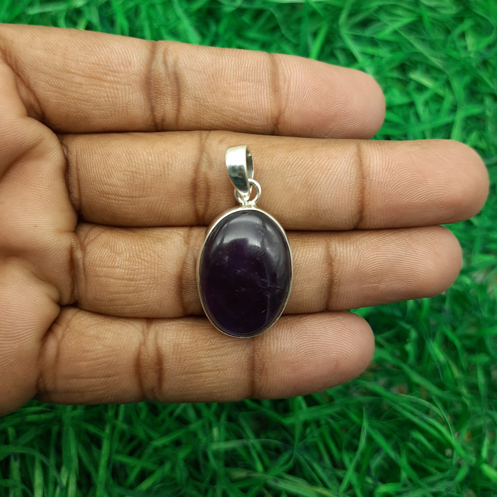 Faceted Amethyst Artisan Pendant in 925 Sterling Silver – Boho Elegance