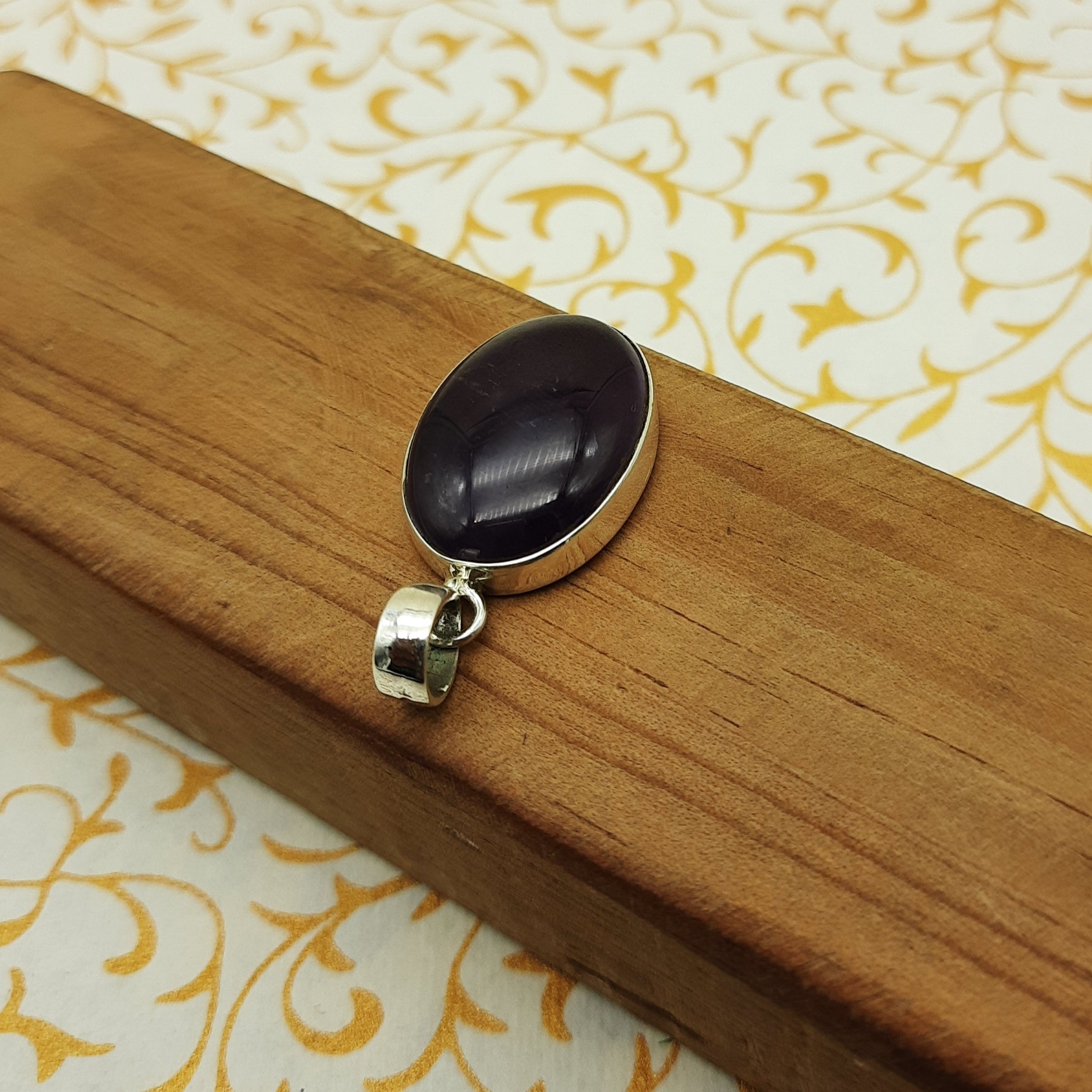 Faceted Amethyst Artisan Pendant in 925 Sterling Silver – Boho Elegance