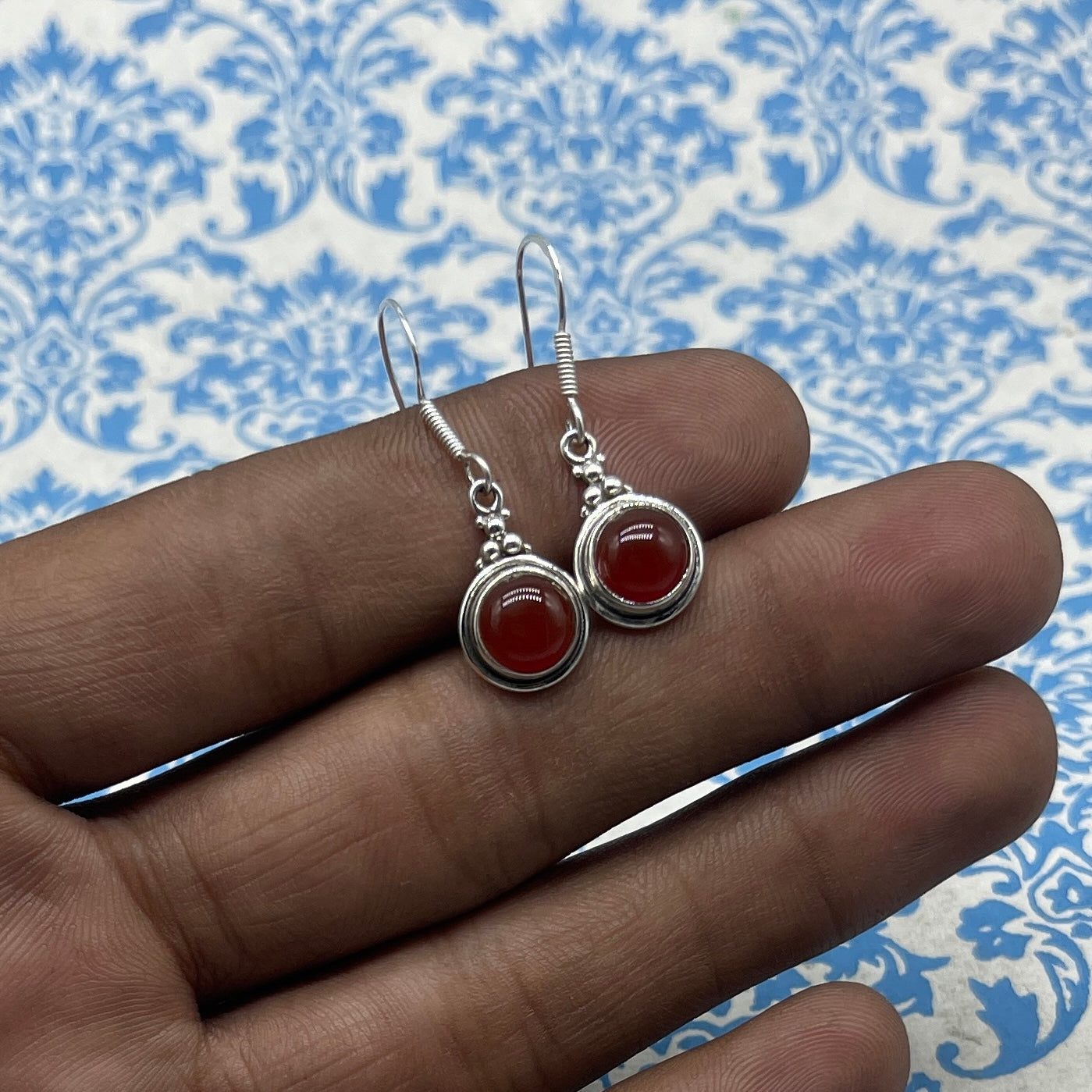 925 Silver Carnelian Earrings – Elegant Round  Gemstone Design