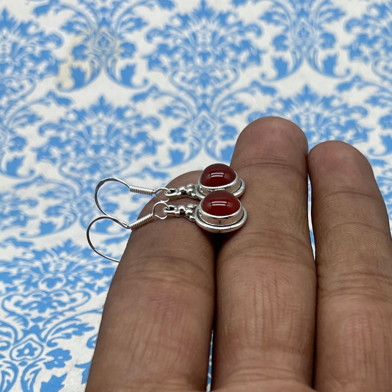 925 Silver Carnelian Earrings – Elegant Round  Gemstone Design