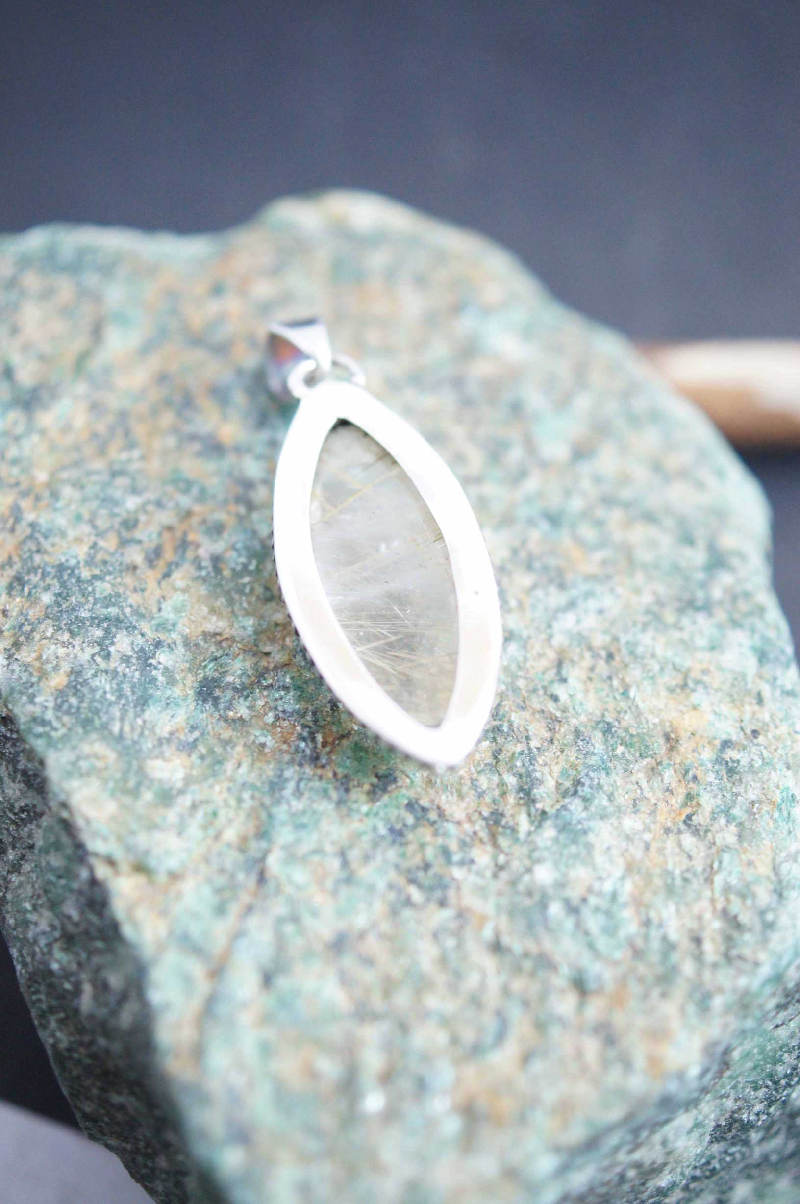Rutilated Quartz 925 Silver Pendant Designer Boho Artisan Rava Style