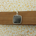 Knit Knight Quartz Pendant – Artistic 925 Sterling Silver Boho Jewelry Piece