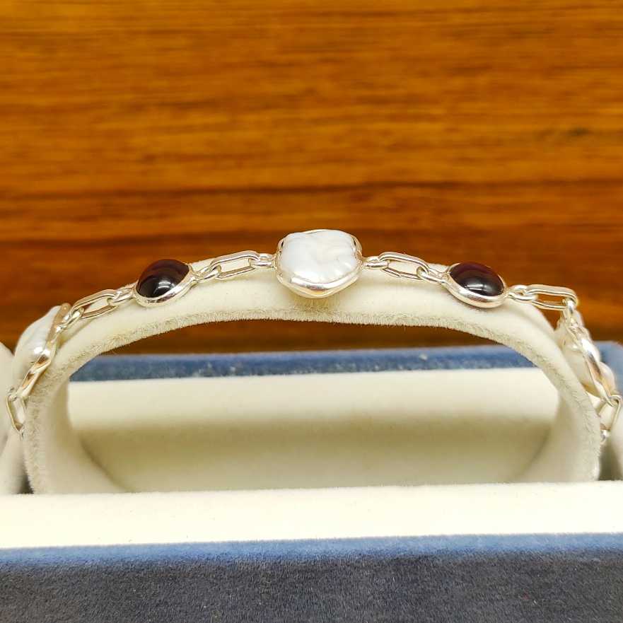 Handmade 925 Sterling Silver Garnet Bracelet Simple Oval Shape Jewelry