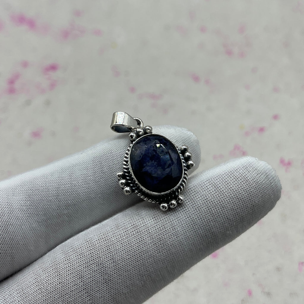 Dyed Sapphire 925 Sterling Silver Handmade Pendant | Classic Artisan Jewelry