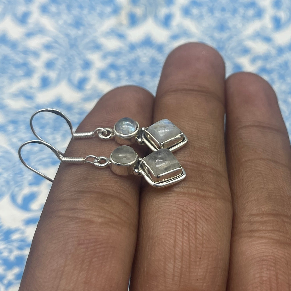 Moonstone 925 Silver Earrings – Flashy Gemstone Square