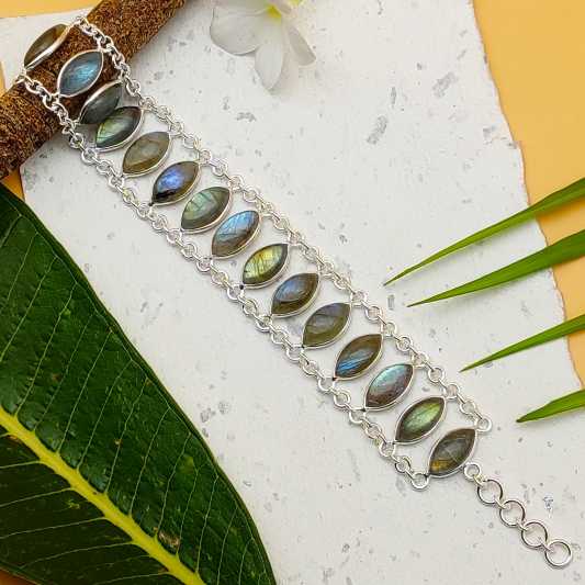Elegant Artisan Silver Labradorite Marquise  Shape Bracelet Jewelry